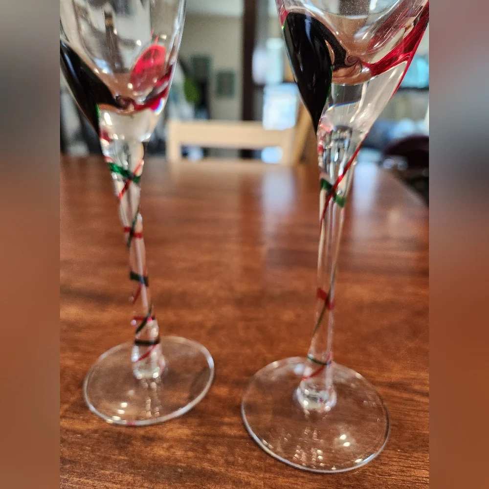 Set of 2 Pier 1 Swirl Stem Holiday Champagne Glass Flutes